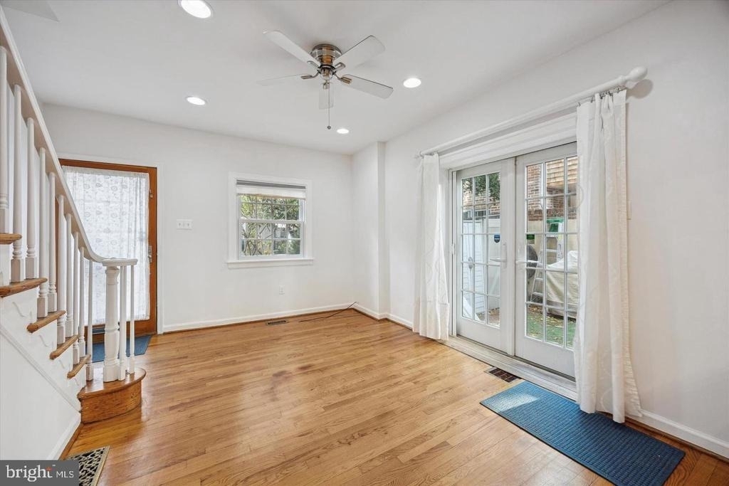 715 Rodman Street - Photo 18