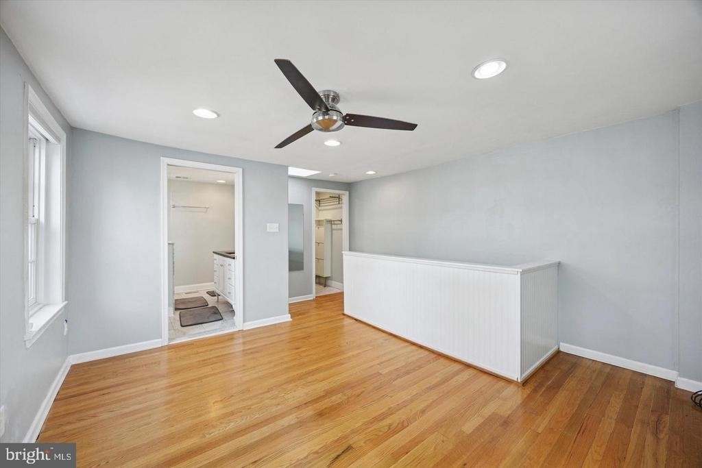 715 Rodman Street - Photo 4