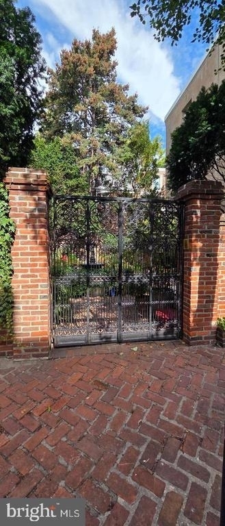 715 Rodman Street - Photo 28