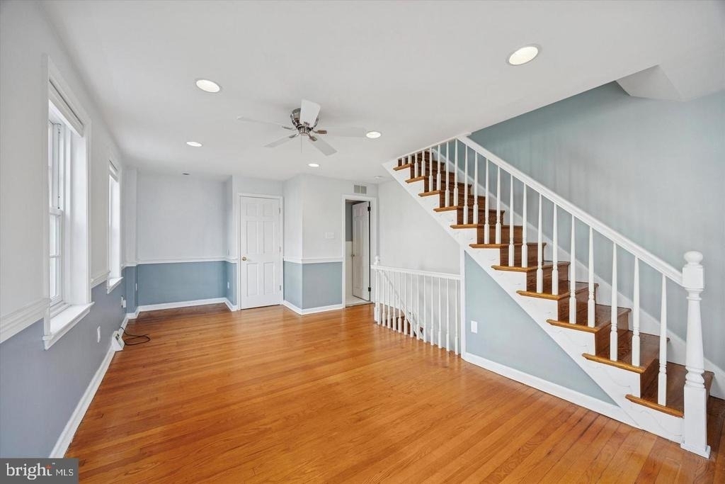 715 Rodman Street - Photo 11