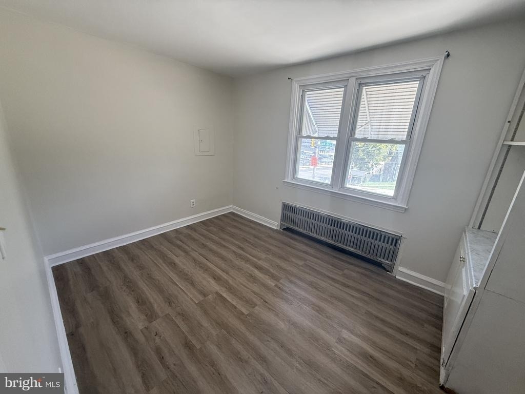 402 N Springfield Road - Photo 6
