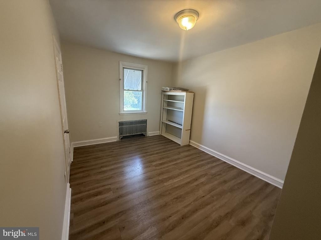 402 N Springfield Road - Photo 1