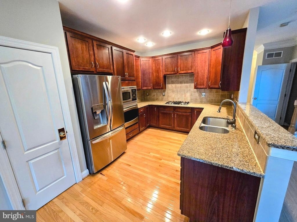 2336 S Whittmore Street - Photo 6
