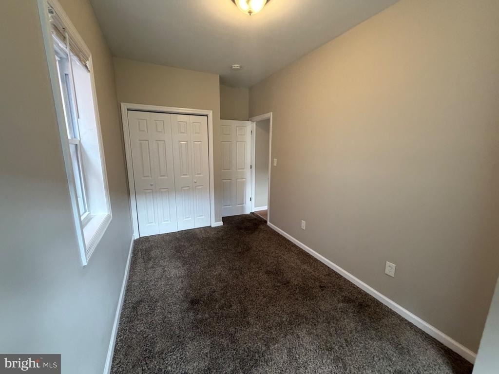 319 Academy Street - Photo 8