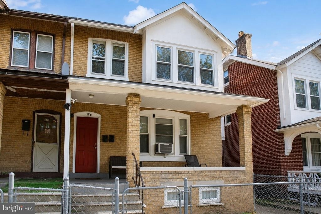 58 Elmhurst Avenue - Photo 1