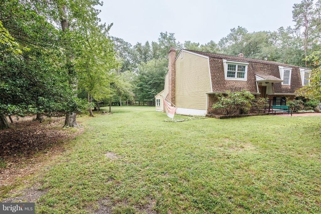 2294 Linden Avenue - Photo 4