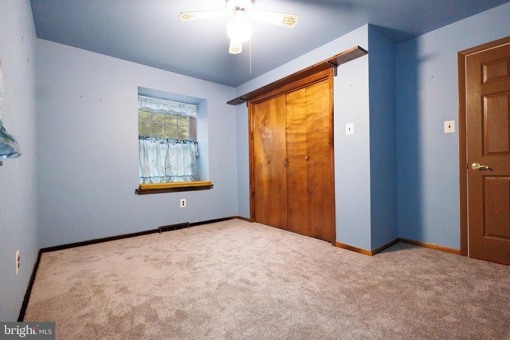 2294 Linden Avenue - Photo 29