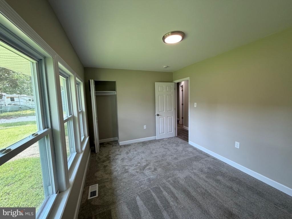 326 Sumach Street - Photo 7