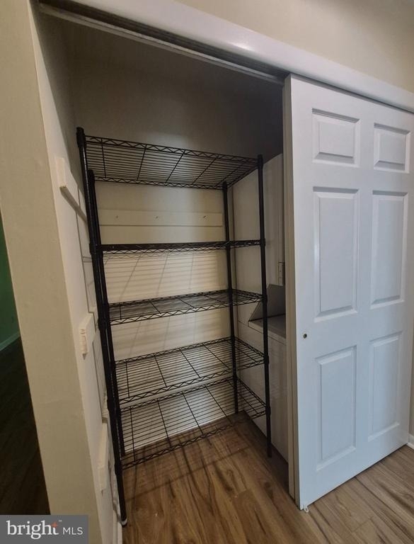 411 Stiles Avenue - Photo 8