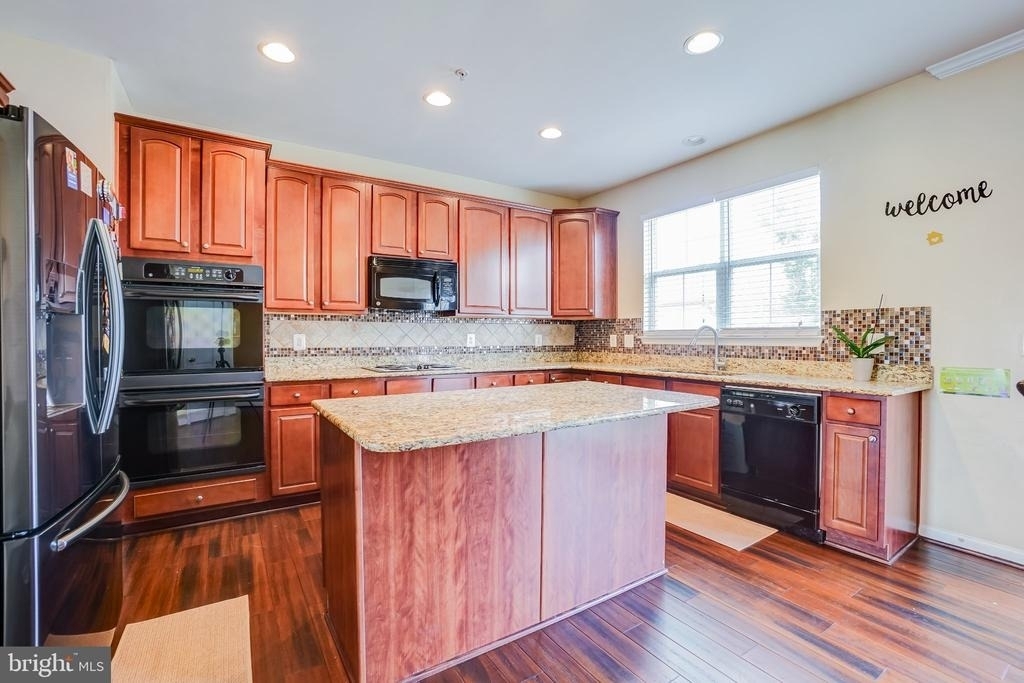 5408 Hartfield Avenue - Photo 11