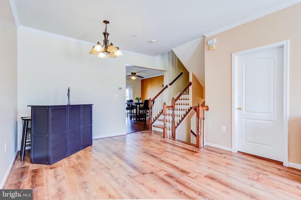 5408 Hartfield Avenue - Photo 8