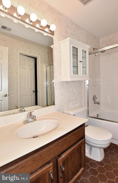10121 Crestberry Place - Photo 37