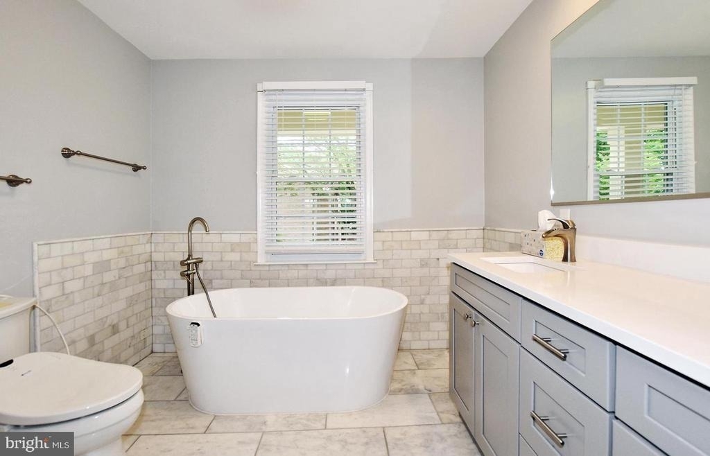10121 Crestberry Place - Photo 25