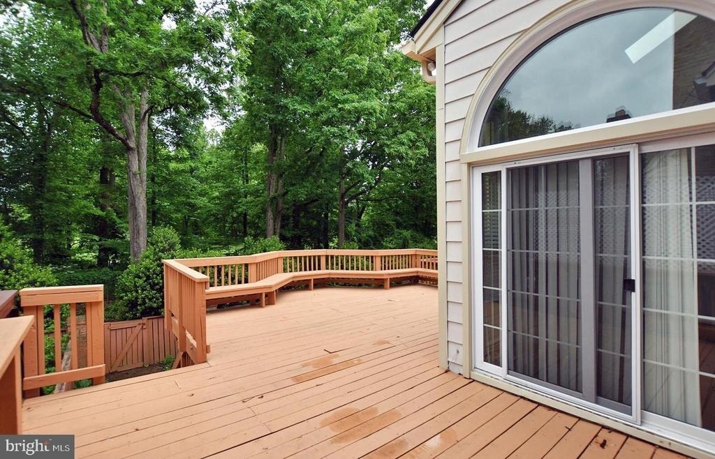 10121 Crestberry Place - Photo 14