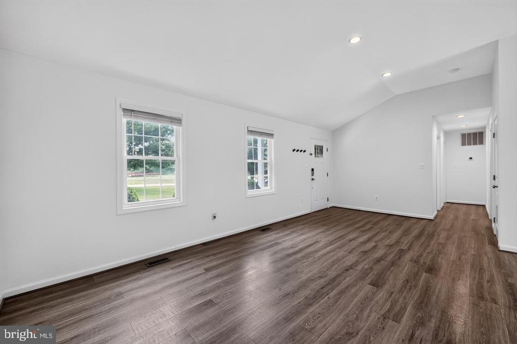 19510 Fisher Avenue - Photo 6