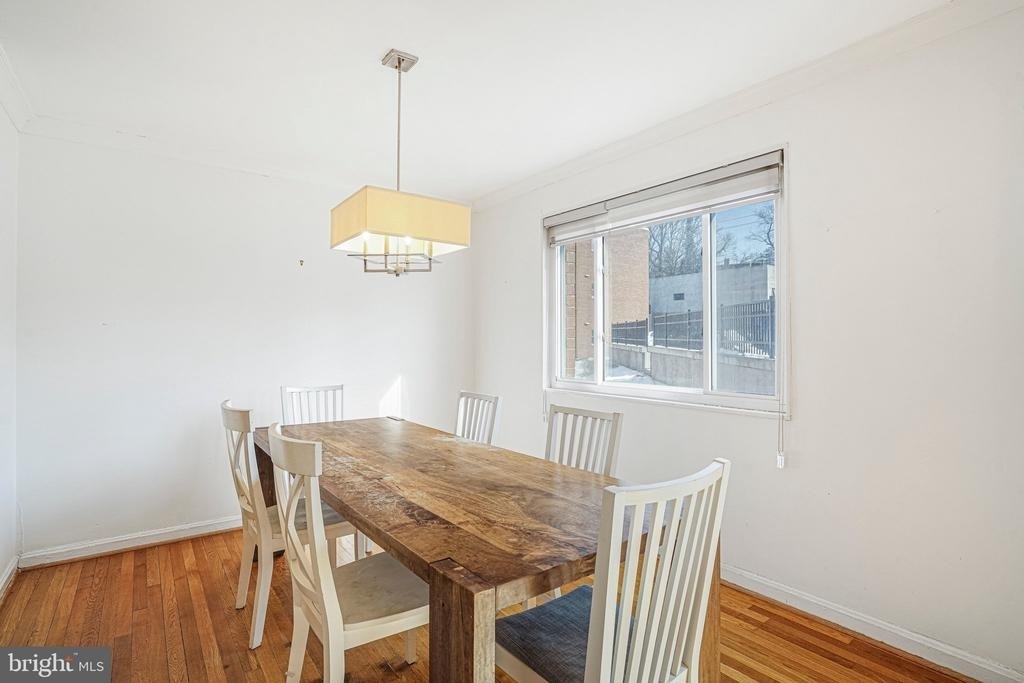95 E Wayne Avenue - Photo 1