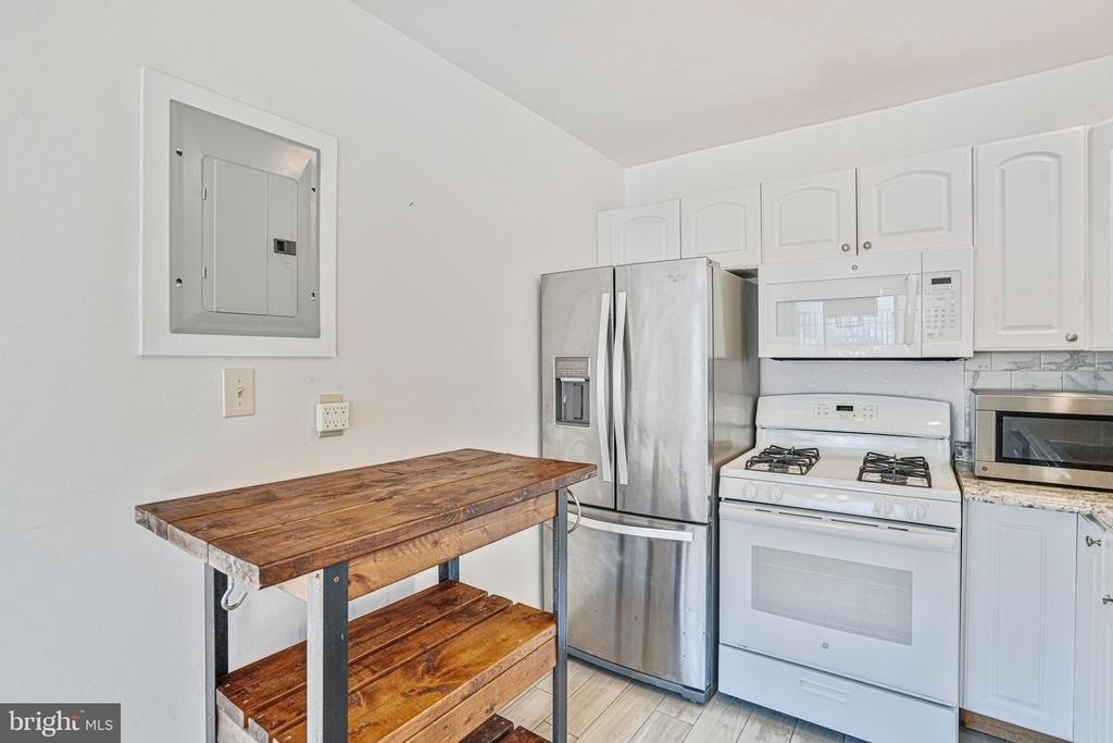 95 E Wayne Avenue - Photo 8