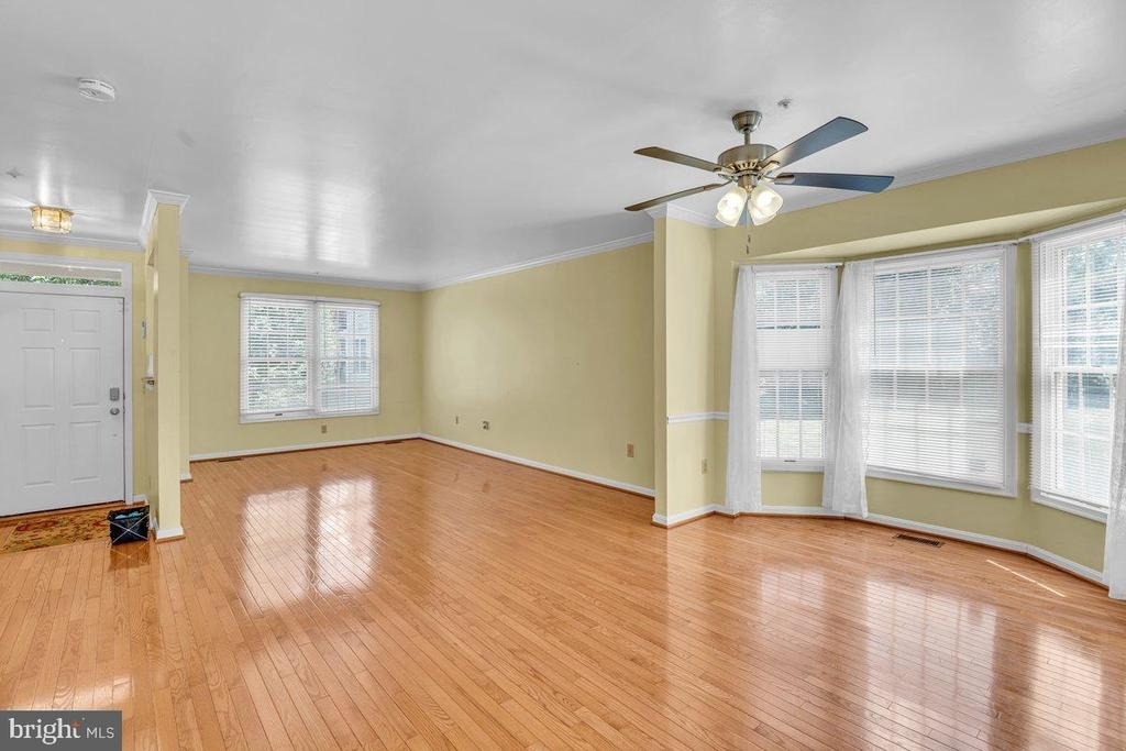 9354 Sombersby Court - Photo 4