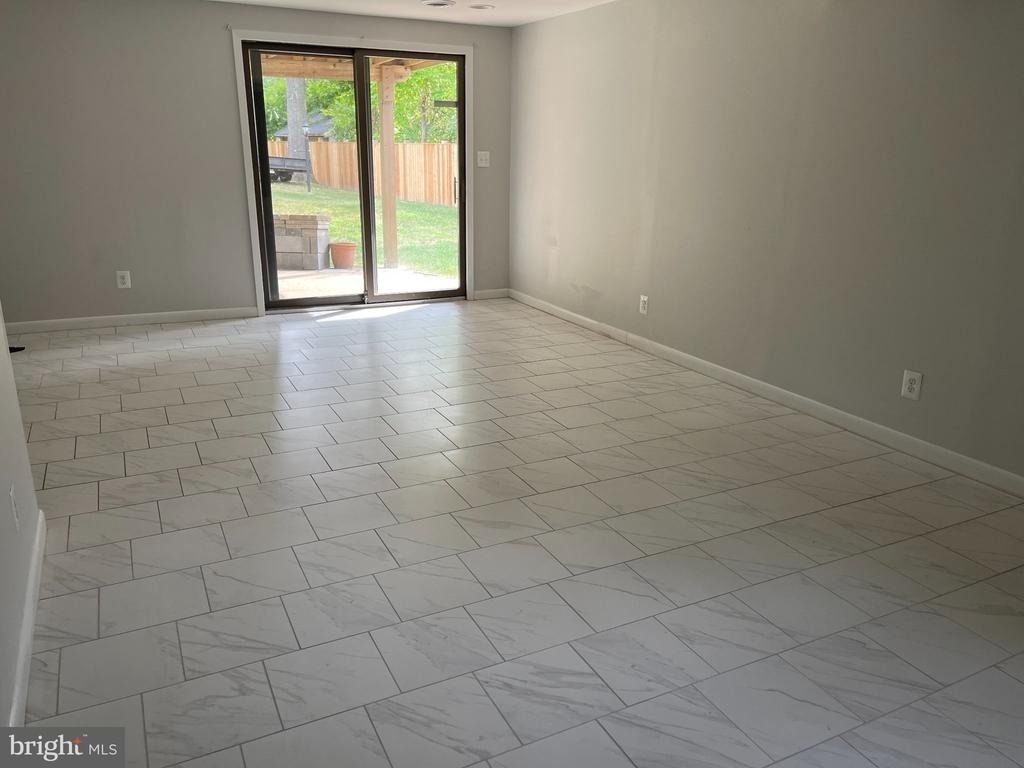 271 Crandell Road - Photo 13