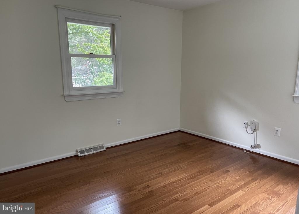 271 Crandell Road - Photo 8
