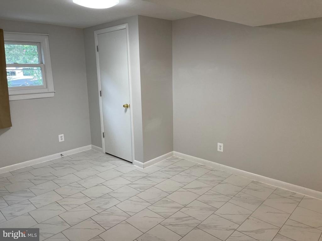 271 Crandell Road - Photo 23