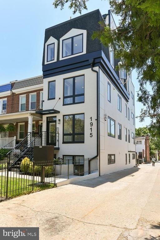 1915 H Street Ne - Photo 12