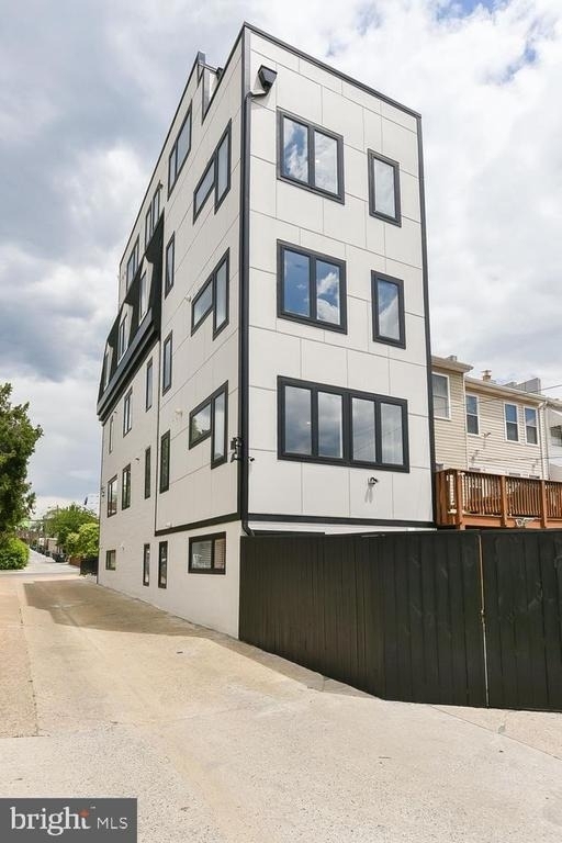 1915 H Street Ne - Photo 13
