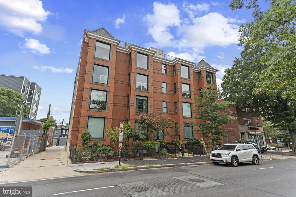 440 Rhode Island Avenue Nw - Photo 1