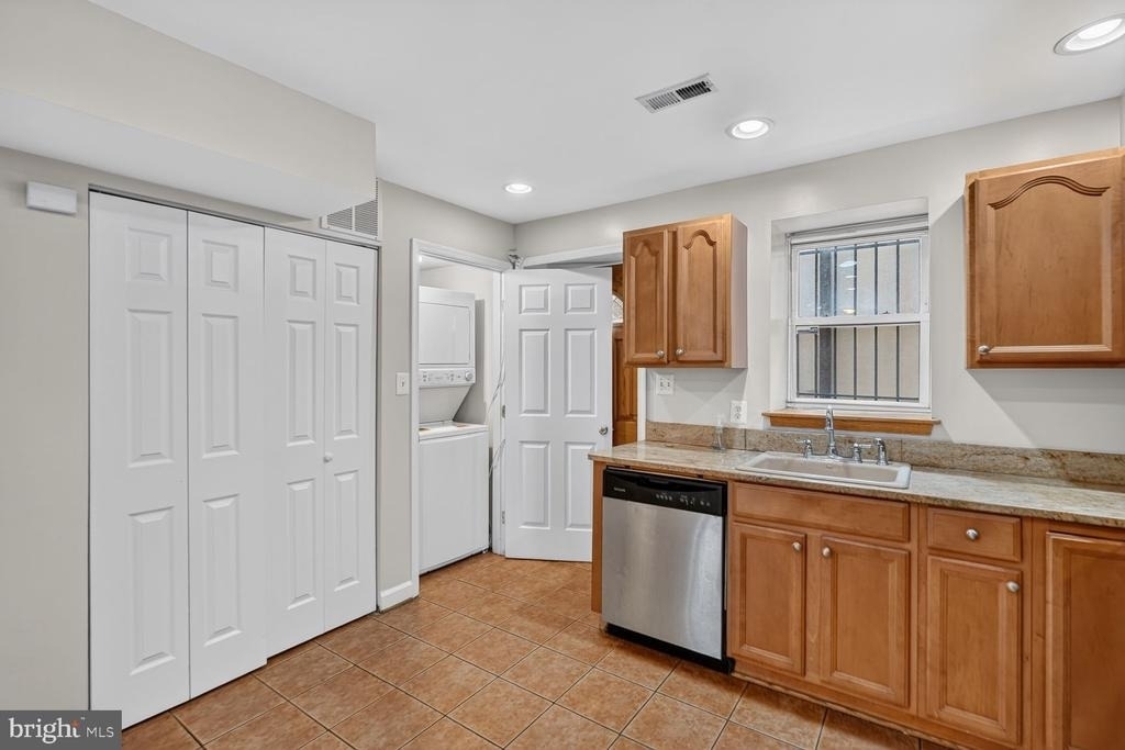 541 Florida Avenue Nw - Photo 12