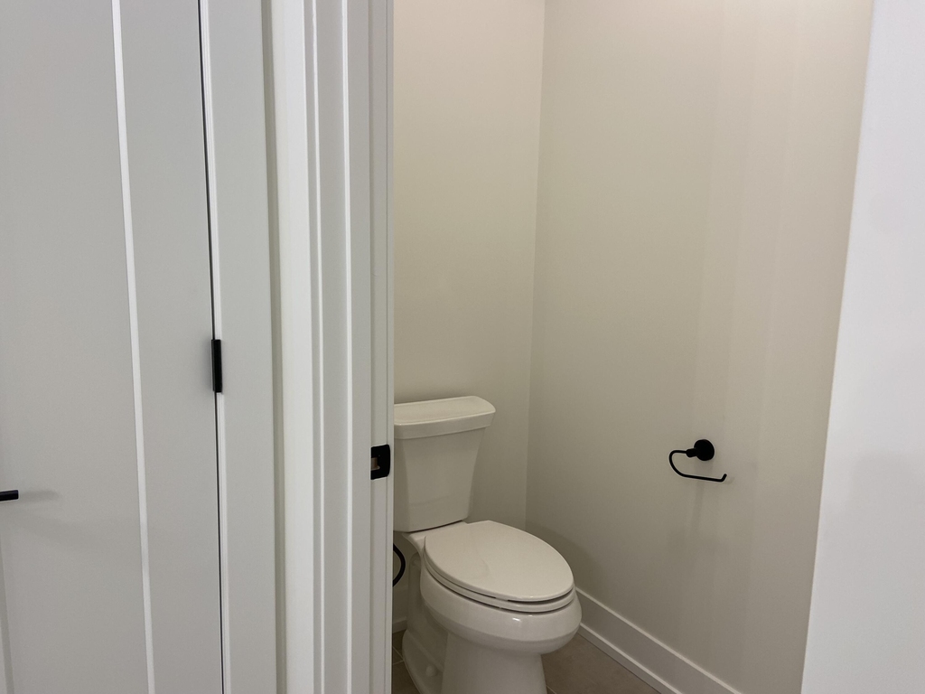 723 Violet Way - Photo 14