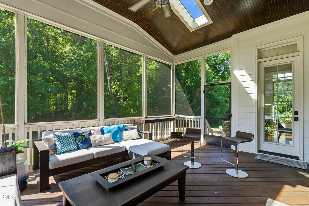 7628 Ballard Hill Lane - Photo 30