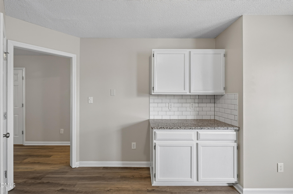 615 S Moore Street - Photo 9
