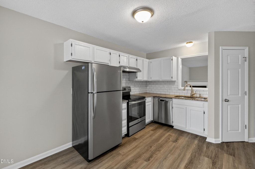 615 S Moore Street - Photo 5