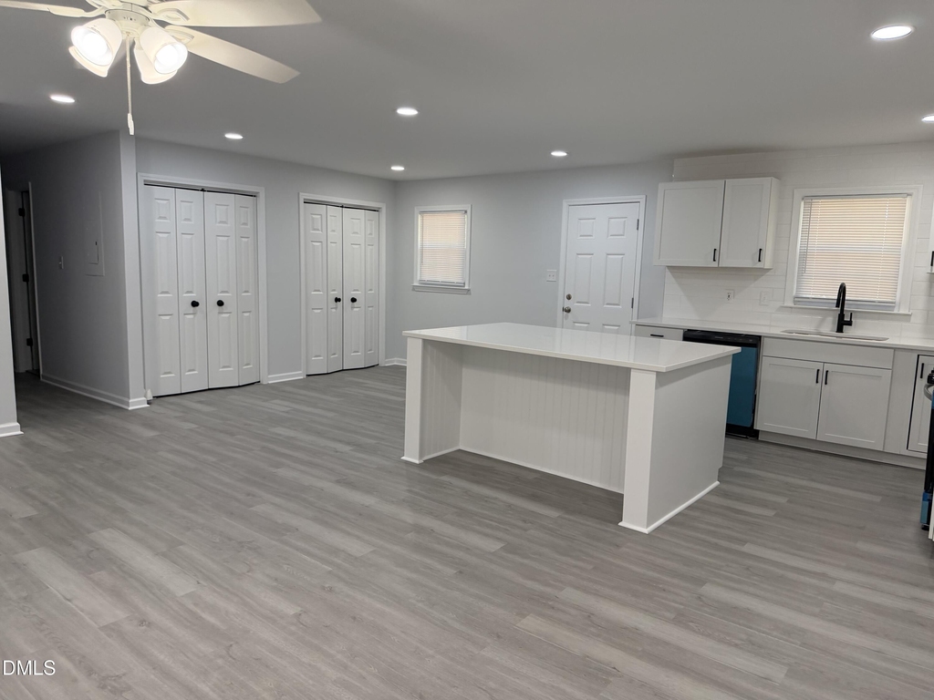 108 N Glendale Drive - Photo 2