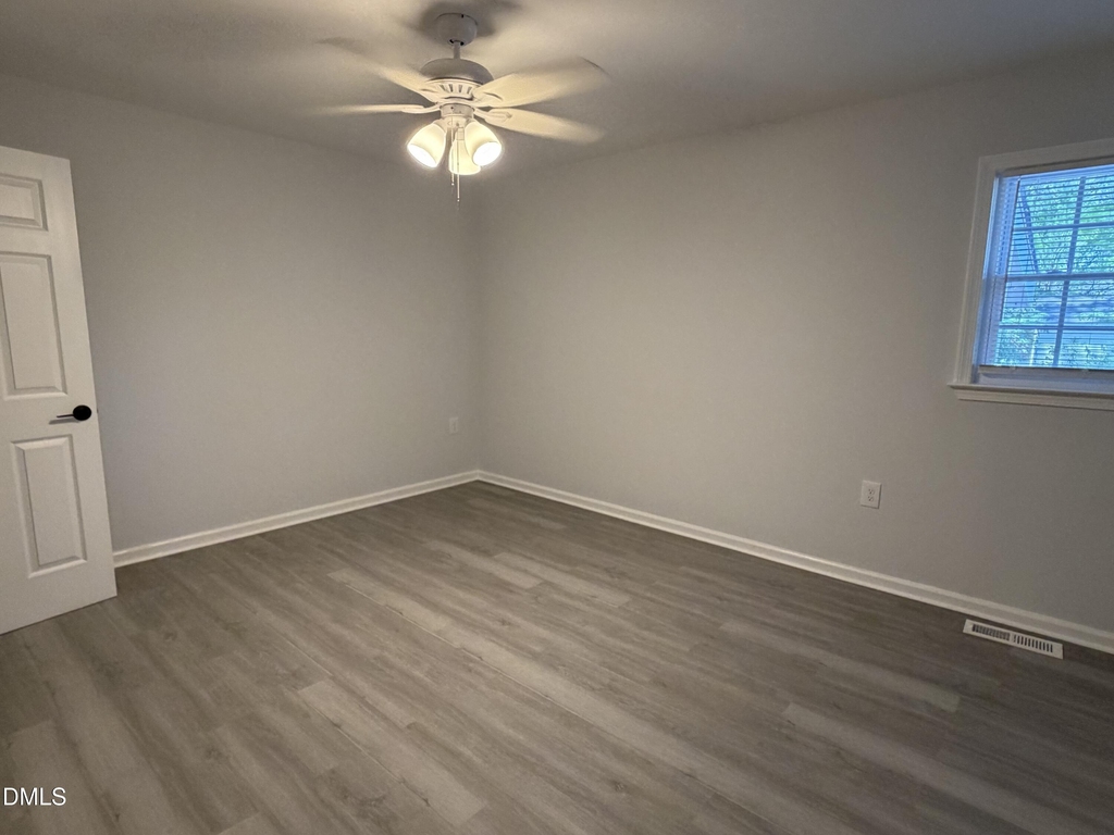 108 N Glendale Drive - Photo 9