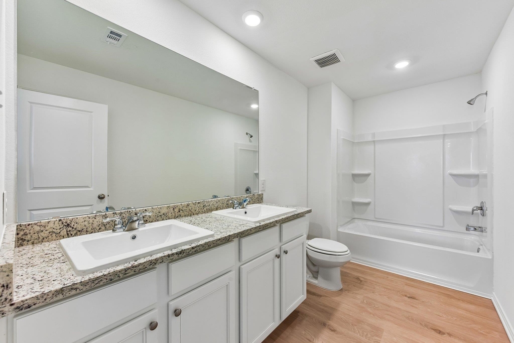 235 Surrey Oaks - Photo 21