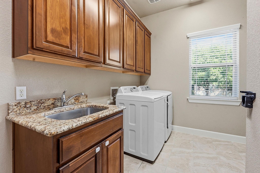 9550 Savannah Ridge Dr - Photo 28