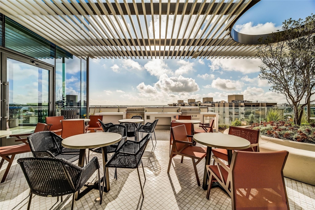 44 East Ave - Photo 30