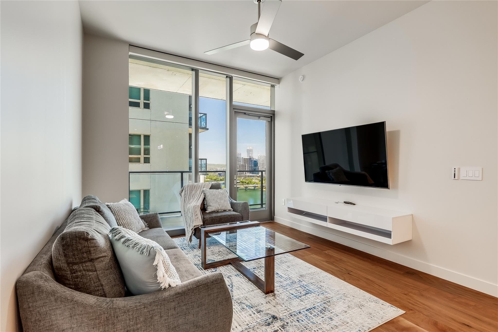 44 East Ave - Photo 5