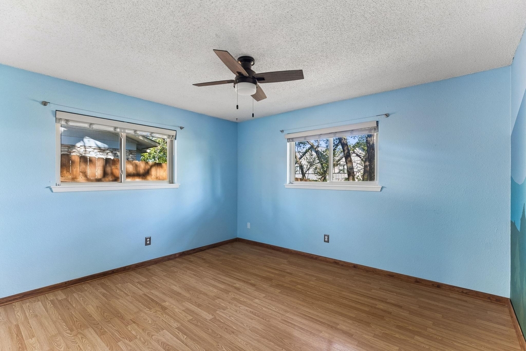 1105 N Riviera Cir - Photo 16