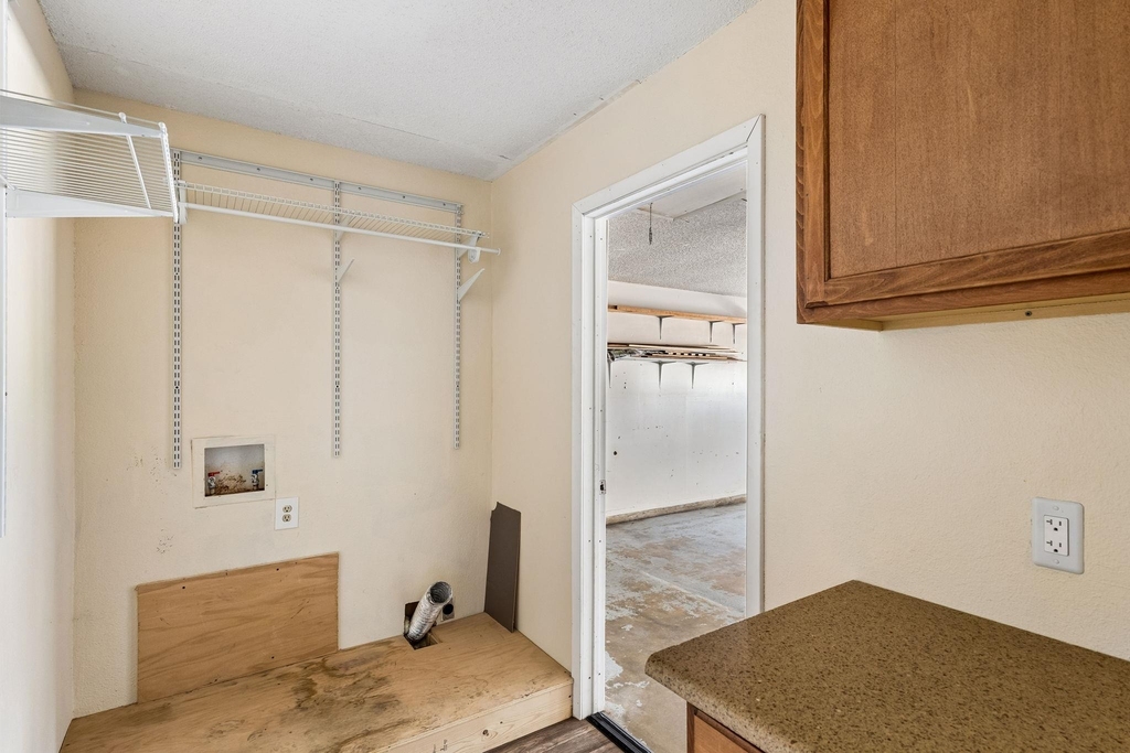 1105 N Riviera Cir - Photo 21