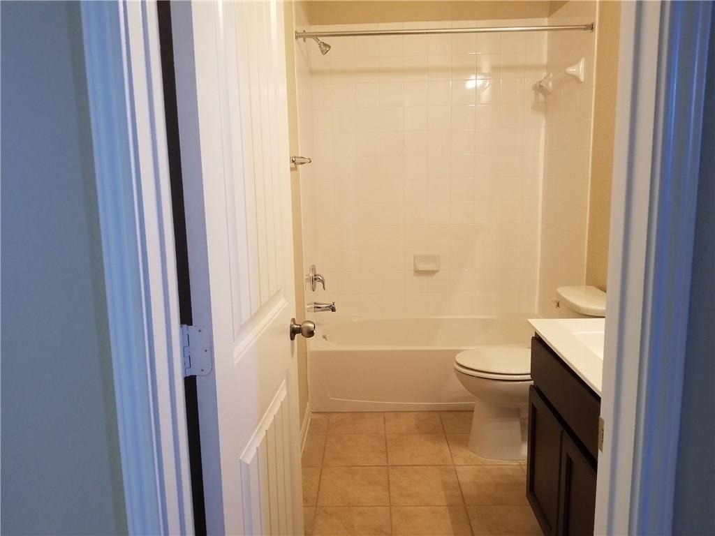 2880 Donnell Dr - Photo 5