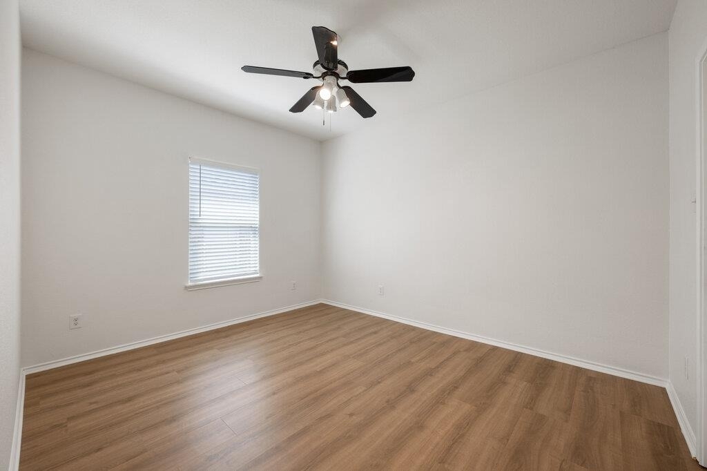 11744 Easy St - Photo 35