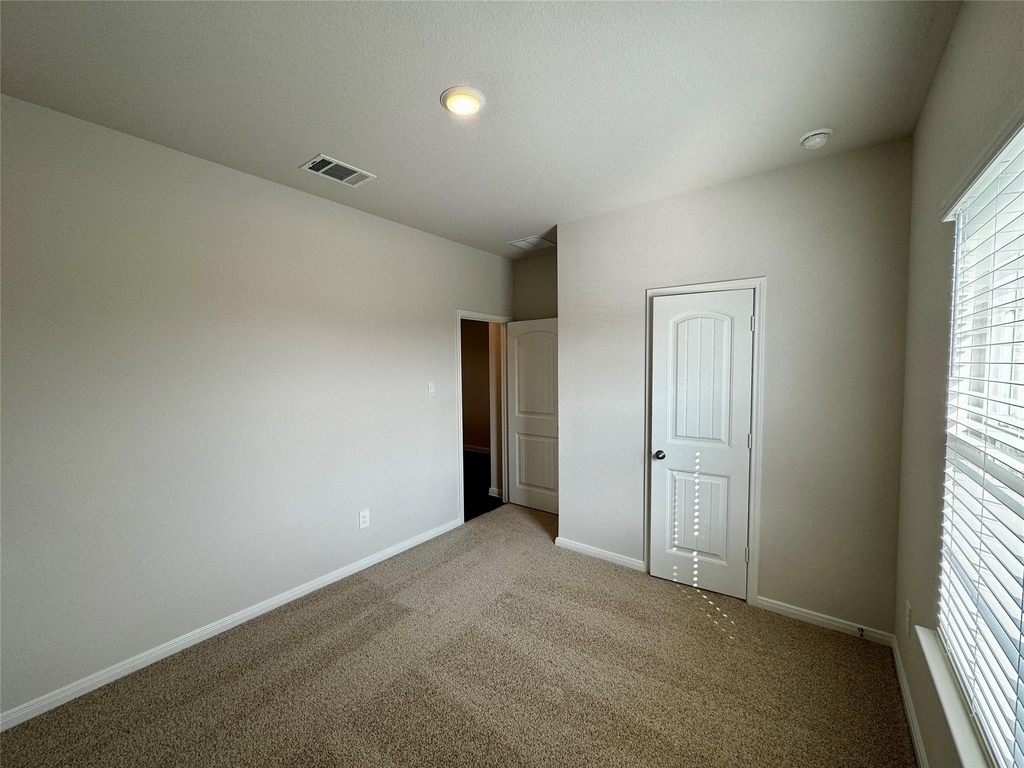 115 Bethpage Dr - Photo 8