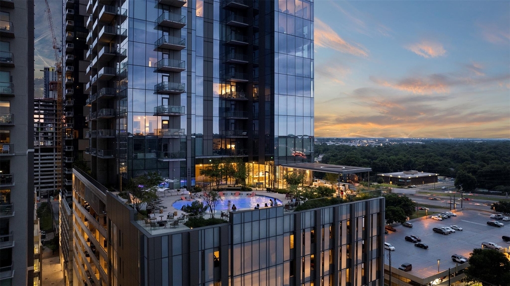 44 East Ave - Photo 0