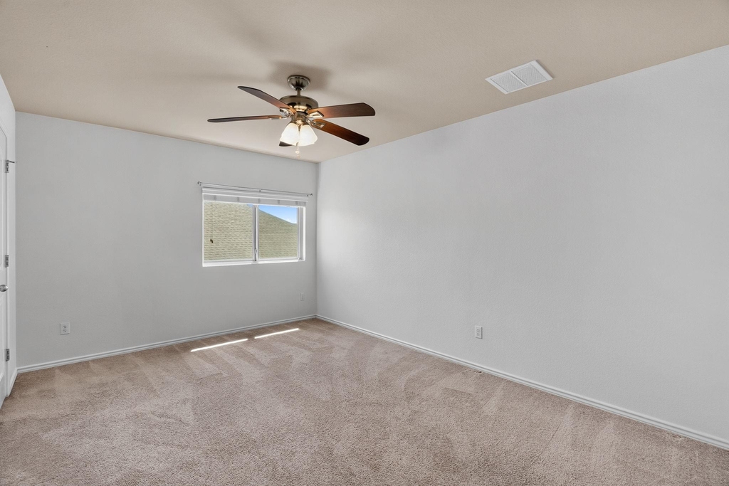 2627 Garlic Creek Dr - Photo 23