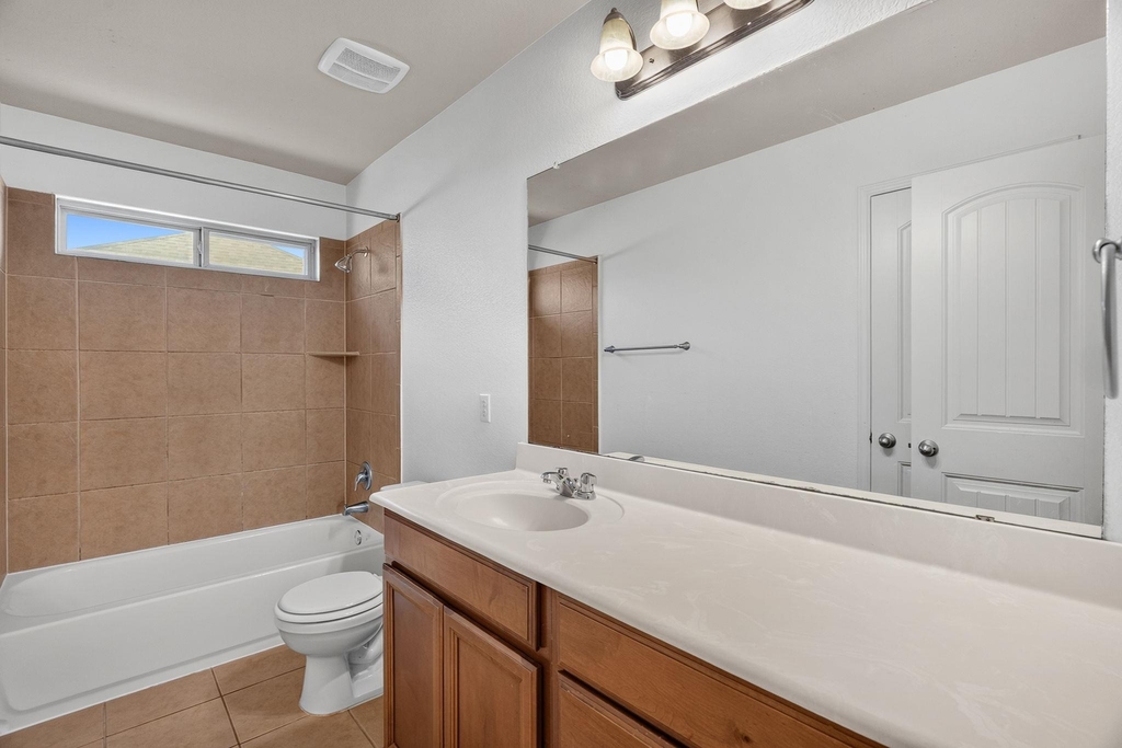 2627 Garlic Creek Dr - Photo 24