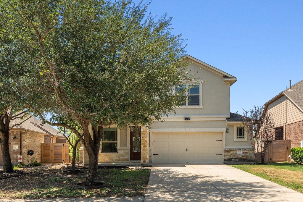 2627 Garlic Creek Dr - Photo 0