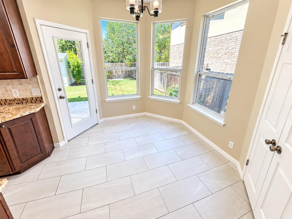16827 Tortoise St - Photo 5