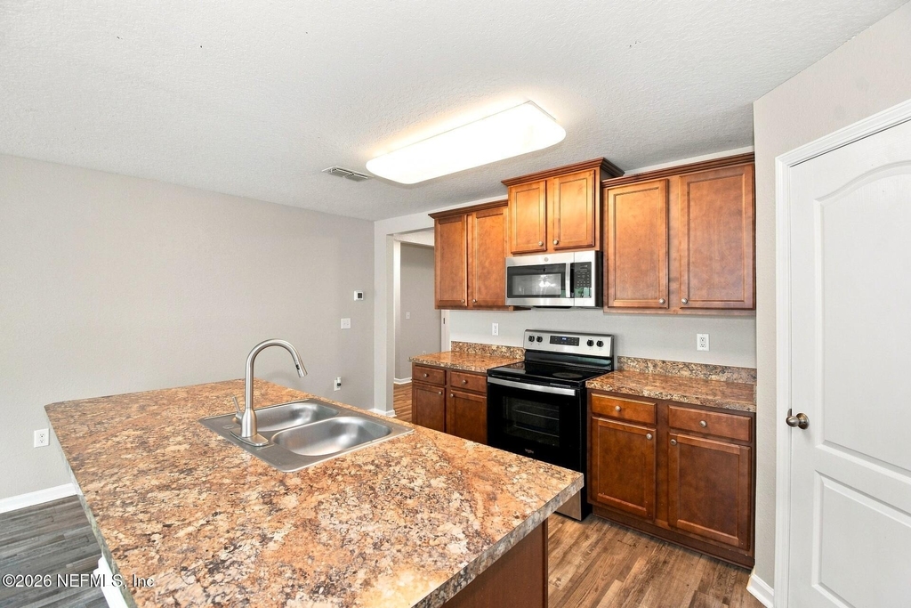 2132 Tyson Lake Drive - Photo 4